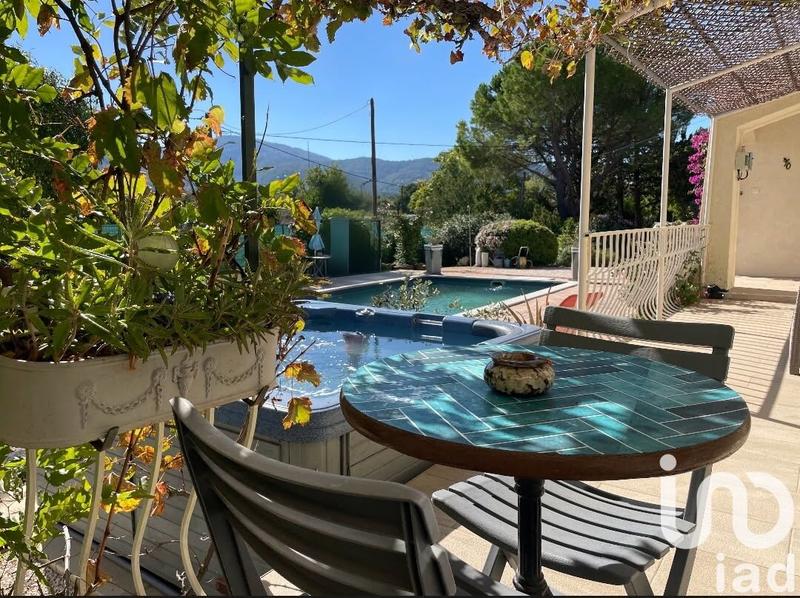 Maison - 165 m² - 4 pièces