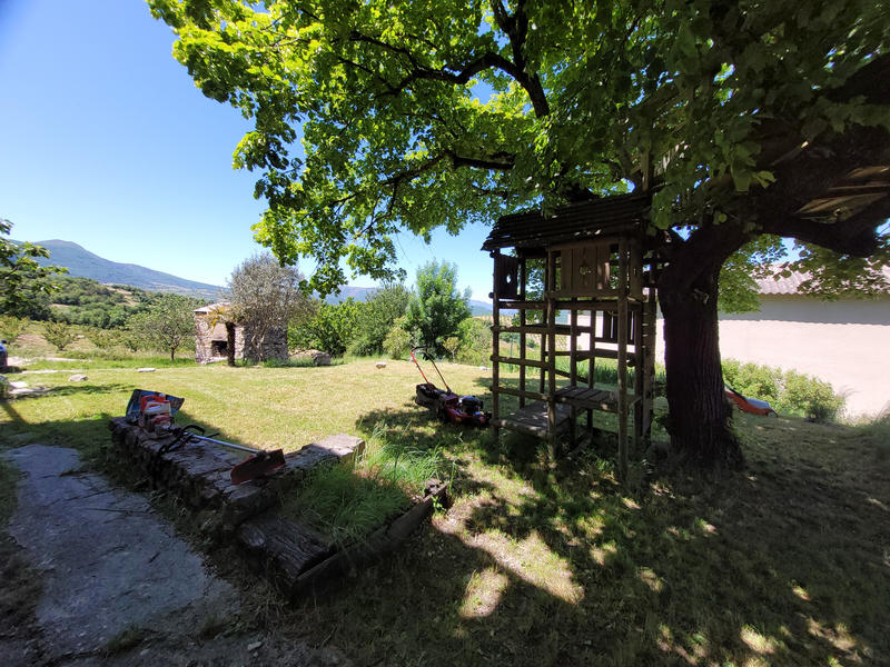 Maison - 170 m² - 9 pièces