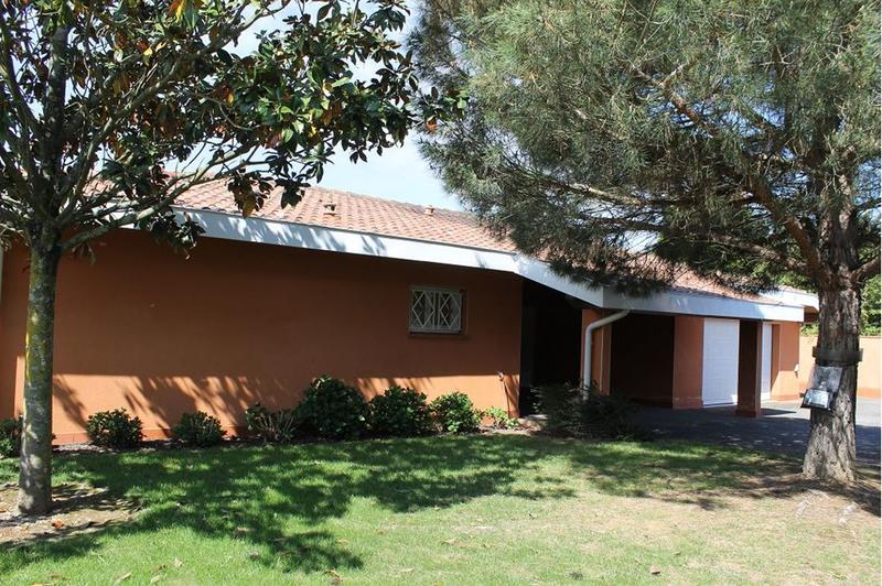 Maison traditionnelle - 165 m² - 6 pièces