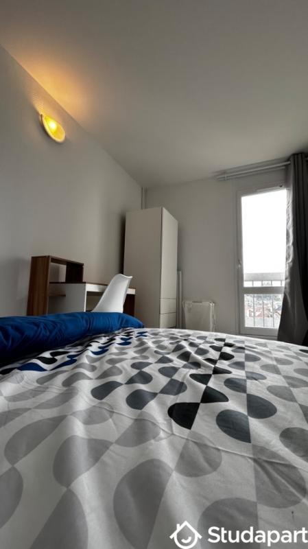 Chambre - 10 m² - 1 pièce