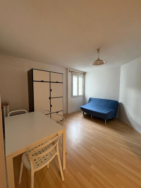 Studio - 20 m² - 1 pièce