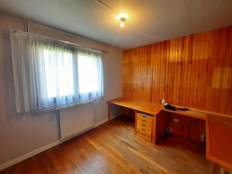 Maison traditionnelle - 108 m² - 6 pièces