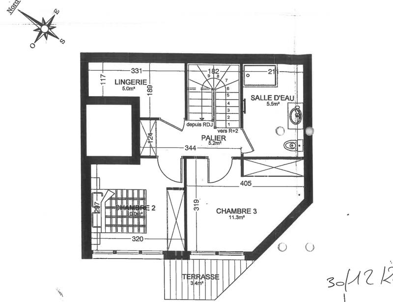 Appartement - 120 m² - 6 pièces