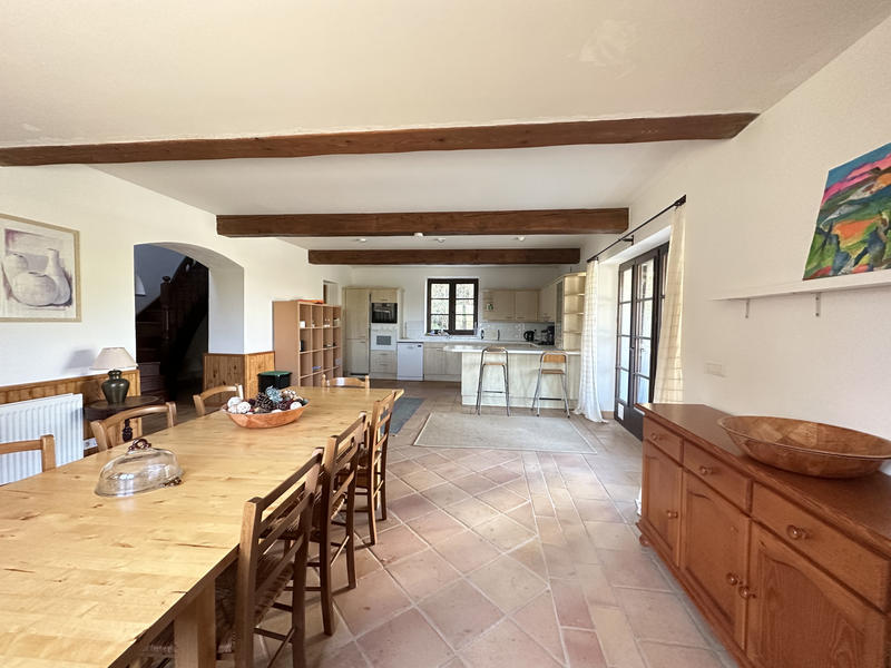 Mas - 700 m² - 20 pièces