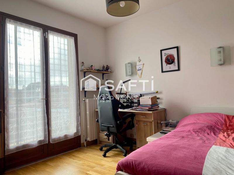 Maison - 135 m² - 6 pièces