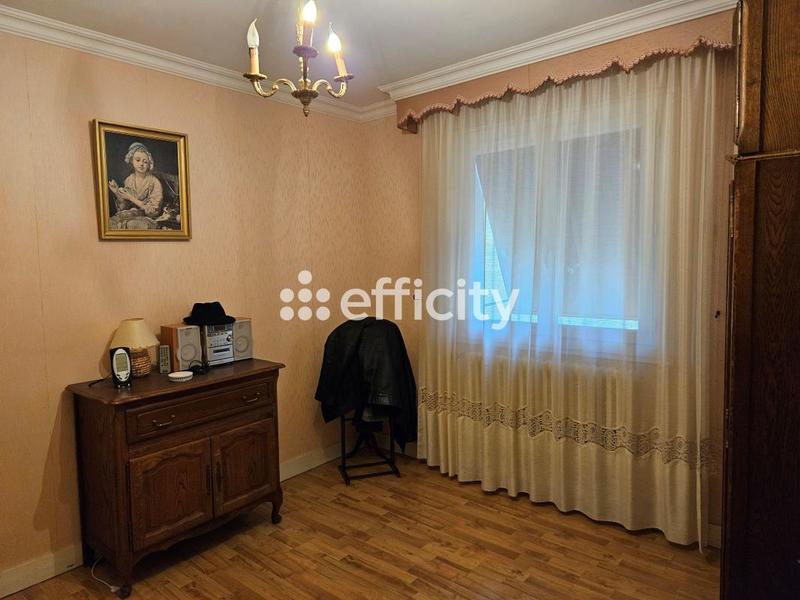 Maison - 89 m² - 5 pièces