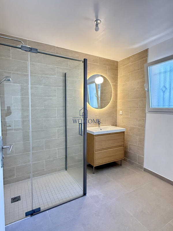 Maison - 76 m² - 3 pièces