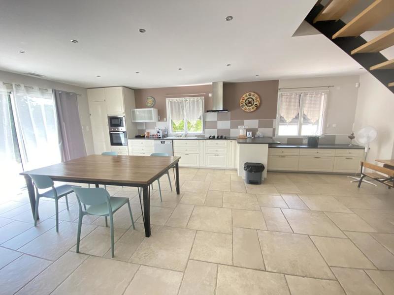 Villa - 140 m² - 5 pièces