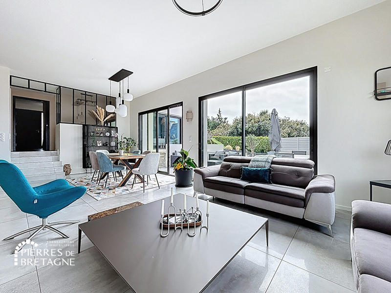 Maison - 128 m² - 6 pièces