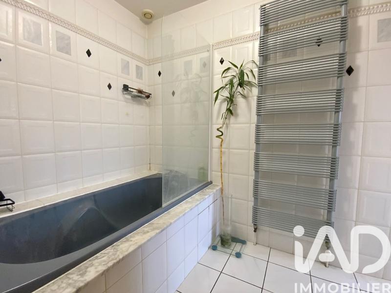 Appartement - 104 m² - 4 pièces