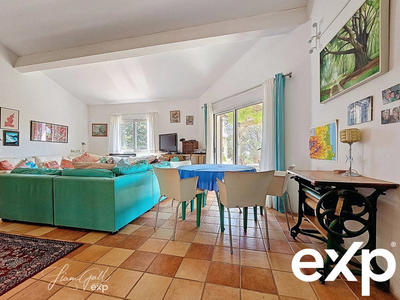 Villa - 144 m² - 5 pièces