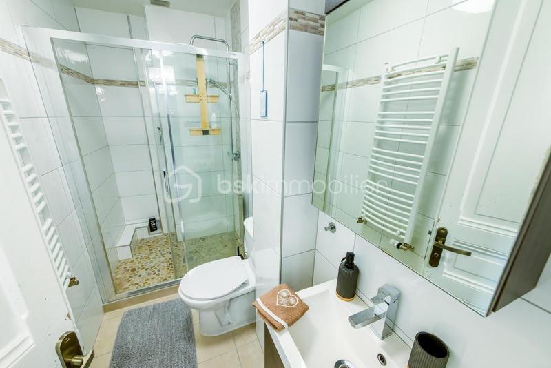 Appartement - 125 m² - 4 pièces