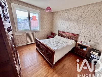 Maison - 74 m² - 5 pièces