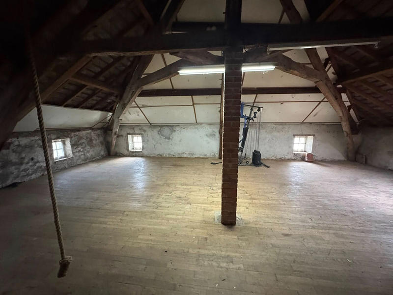 Maison - 186 m² - 7 pièces