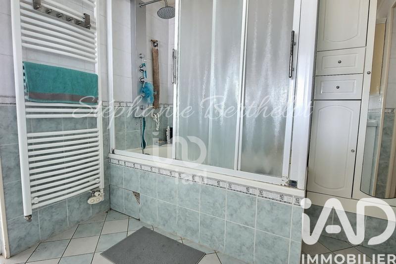 Maison - 96 m² - 4 pièces