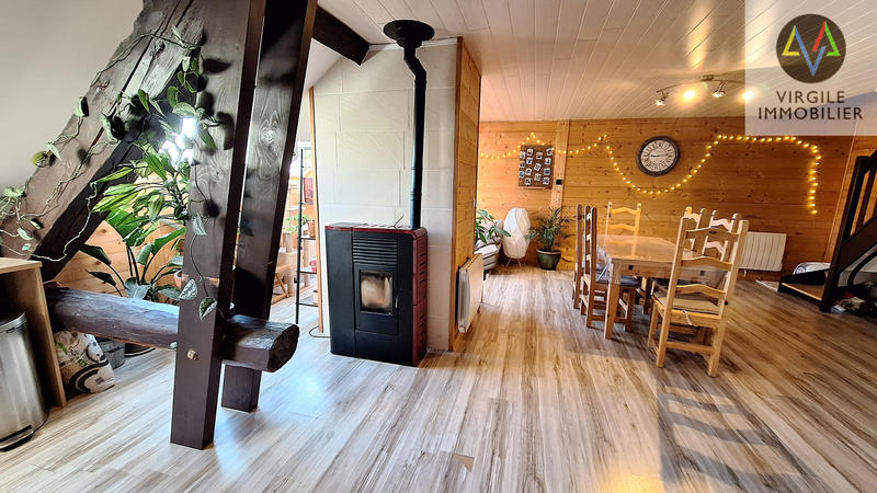 Duplex - 65 m² - 4 pièces