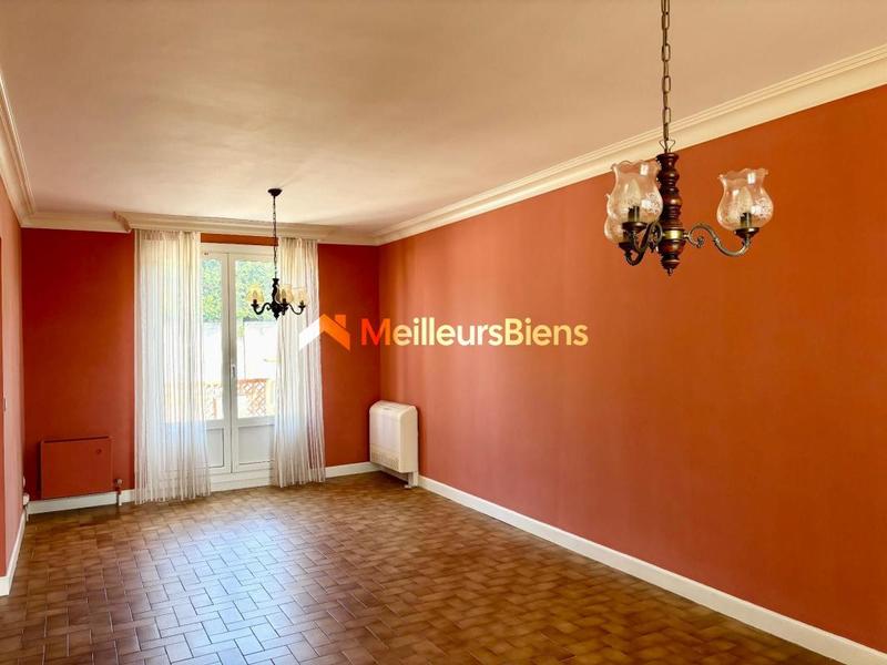 Maison - 95 m² - 5 pièces