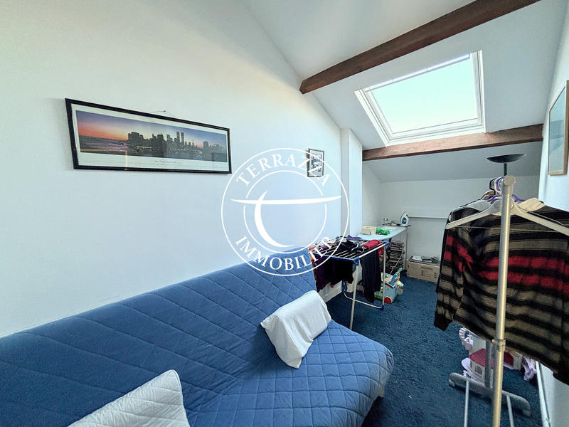 Duplex - 207 m² - 9 pièces