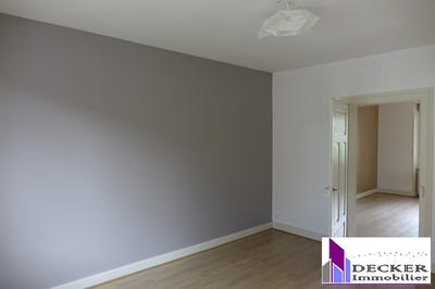 Immeuble - 244 m² - 11 pièces