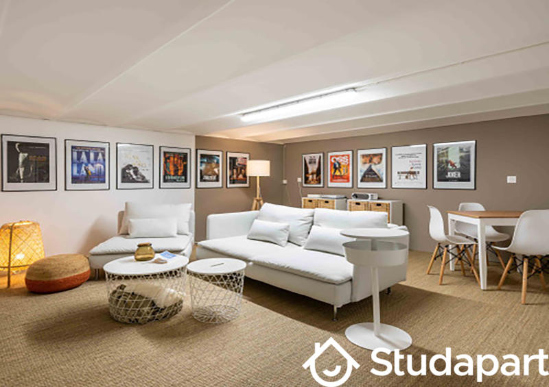 Chambre - 14 m² - 1 pièce