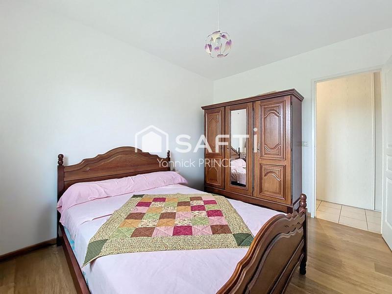 Maison - 93 m² - 4 pièces