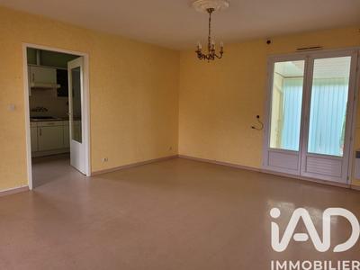 Maison - 98 m² - 4 pièces