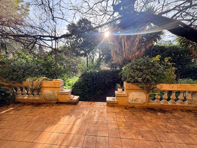 Maison - 233 m² - 5 pièces