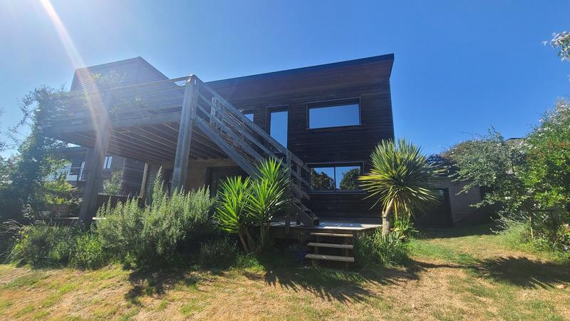 Maison de bois - 160 m² - 5 pièces