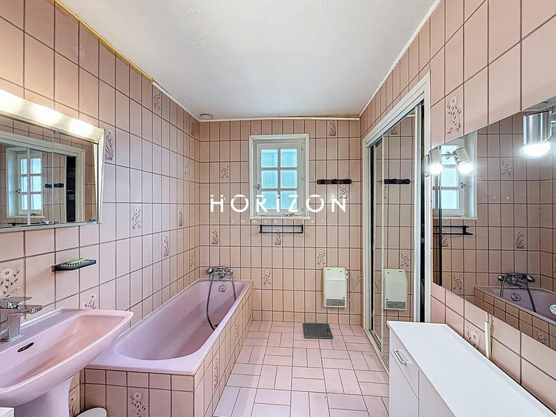 Villa - 102 m² - 5 pièces