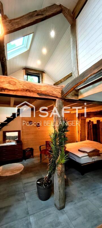 Maison - 152 m² - 6 pièces