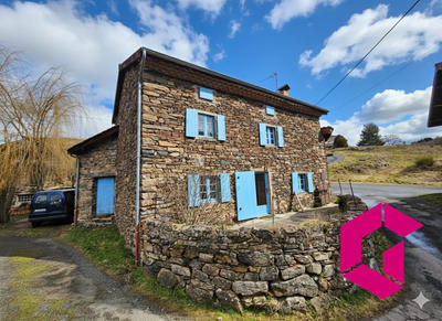 Maison ancienne - 85 m² - 3 pièces