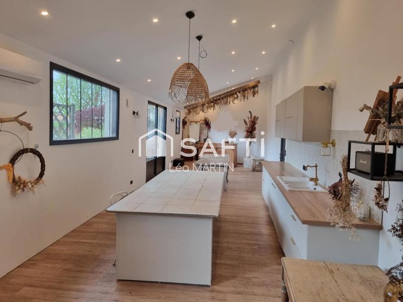 Maison - 152 m² - 6 pièces