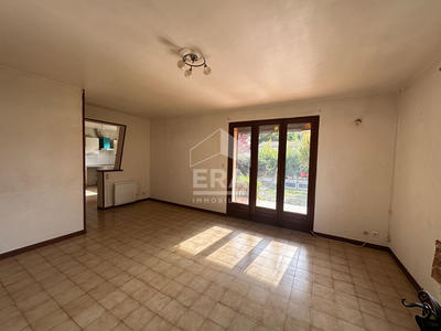 Maison - 76 m² - 4 pièces