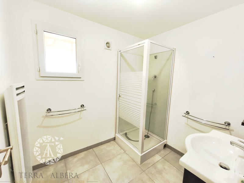 Villa - 107 m² - 4 pièces