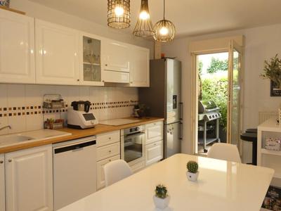 Appartement - 83 m² - 4 pièces