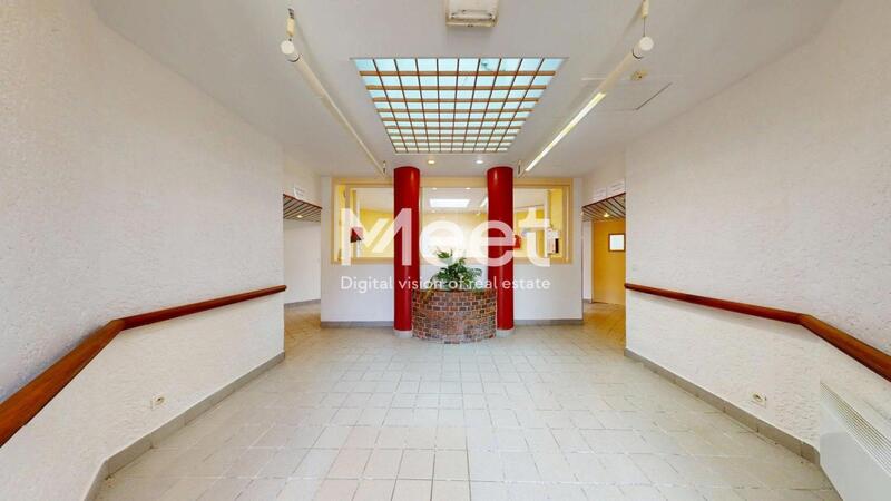 Local commercial - 790 m²