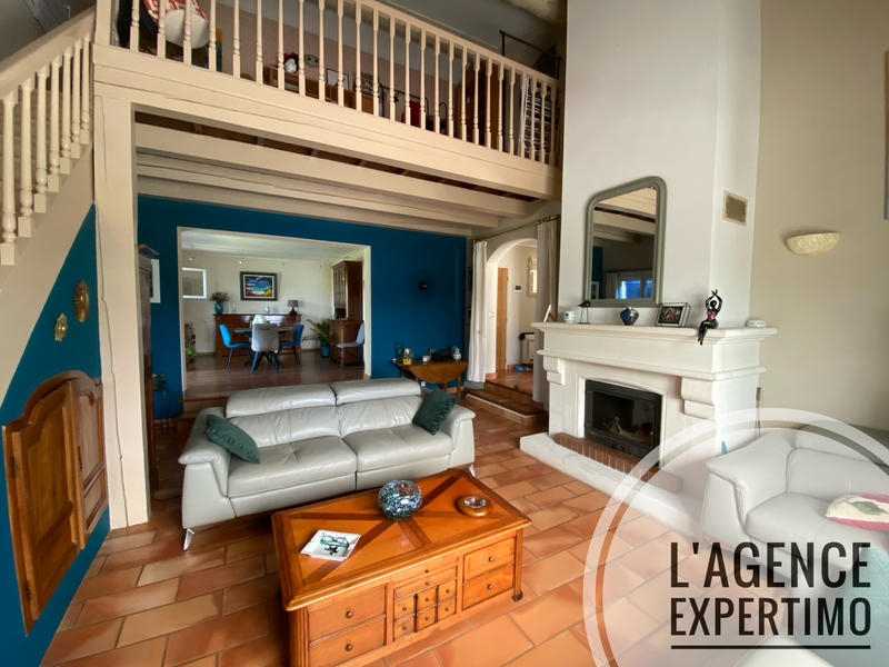 Maison - 171 m² - 6 pièces