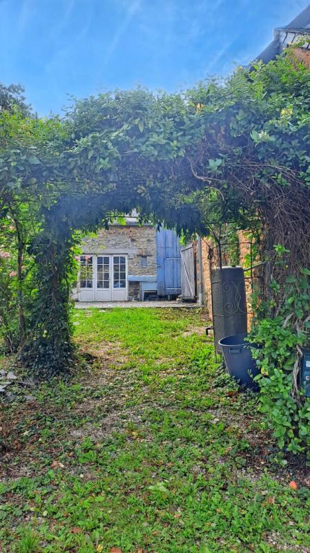 Maison - 274 m² - 9 pièces