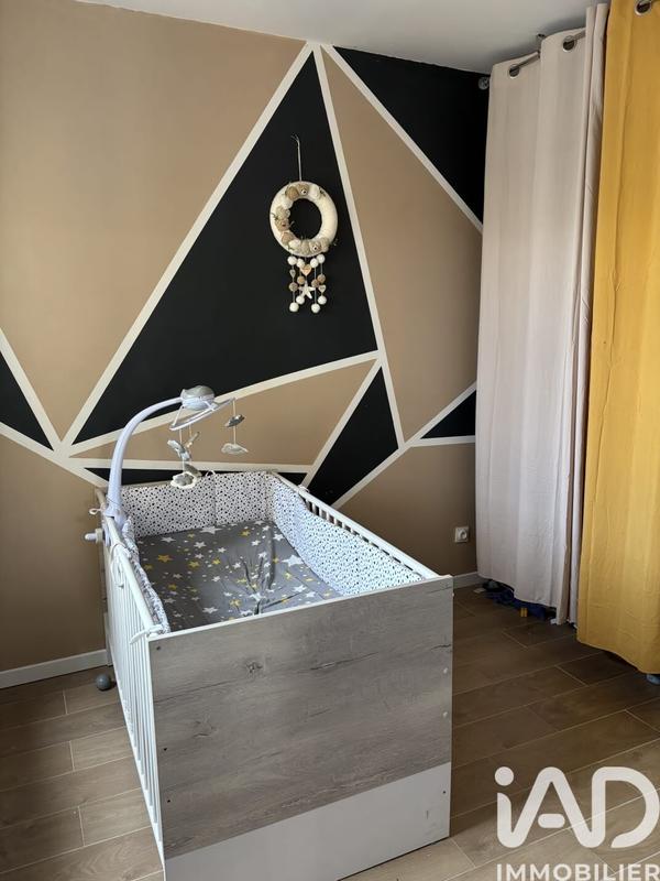 Maison - 95 m² - 5 pièces