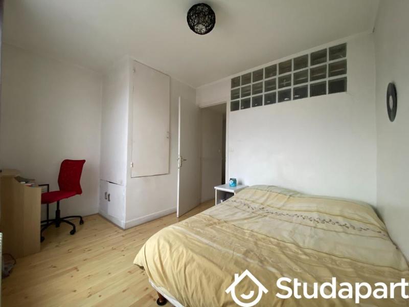 Chambre - 12 m² - 1 pièce