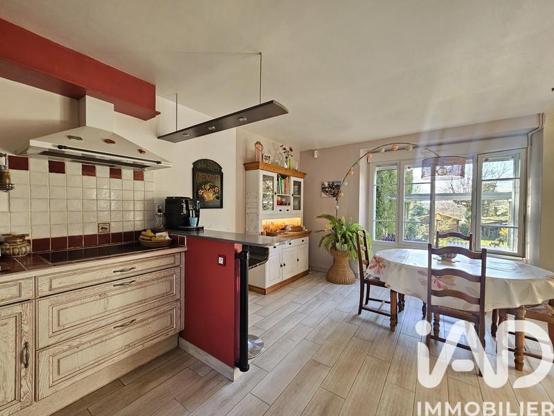 Maison - 150 m² - 5 pièces