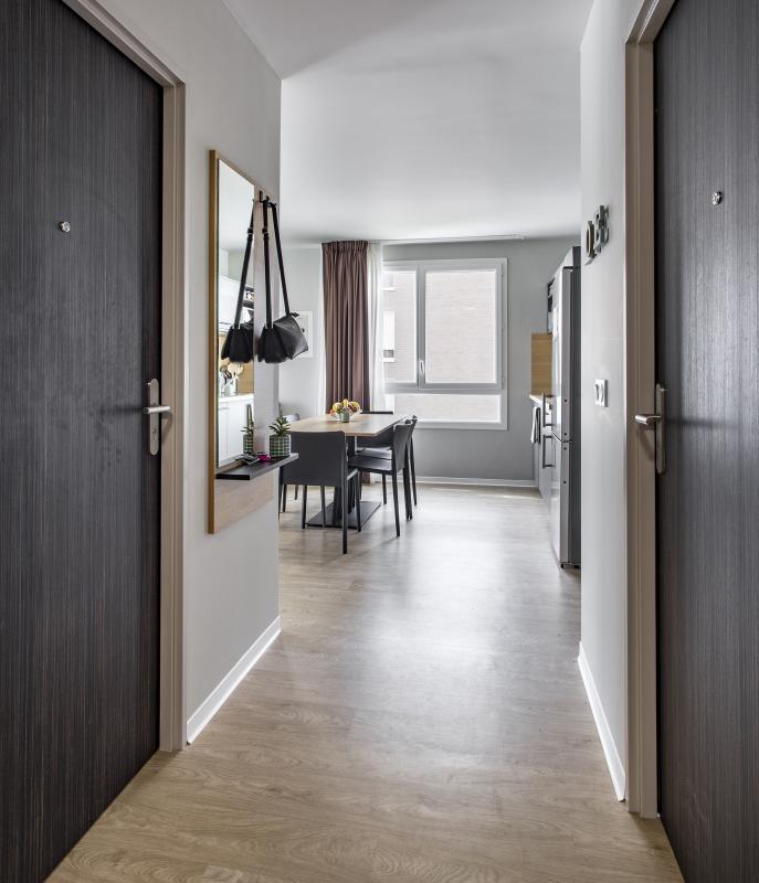 Appartement - 85 m² - 5 pièces