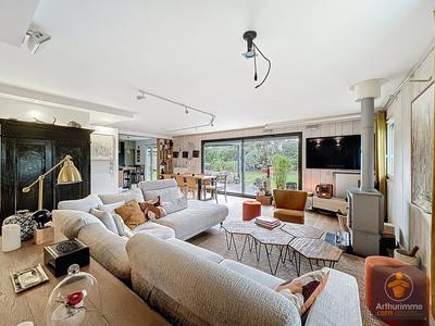 Maison - 152 m² - 5 pièces