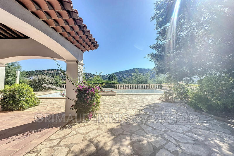 Villa - 151 m² - 6 pièces