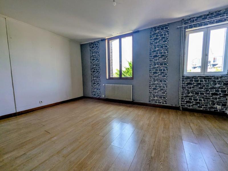 Maison - 116 m² - 8 pièces