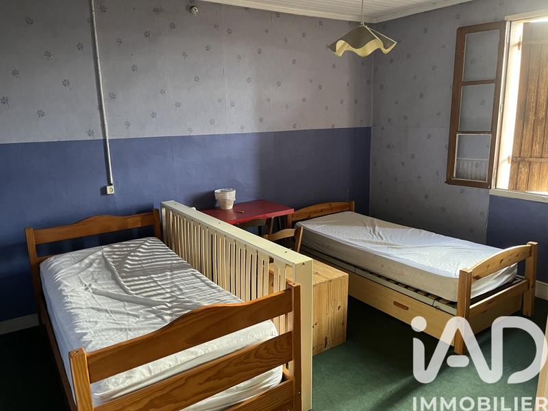 Maison - 255 m² - 11 pièces