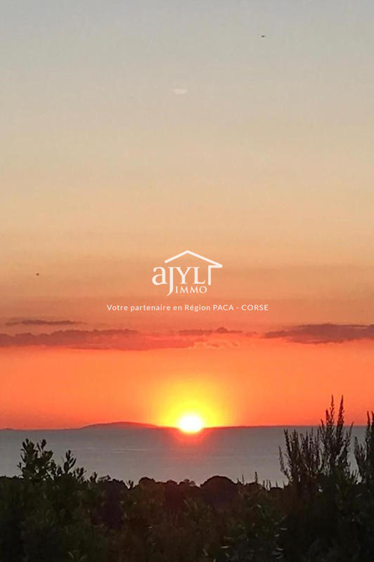 Maison - 136 m² - 5 pièces