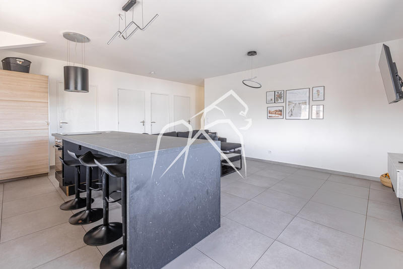 Appartement - 78 m² - 4 pièces