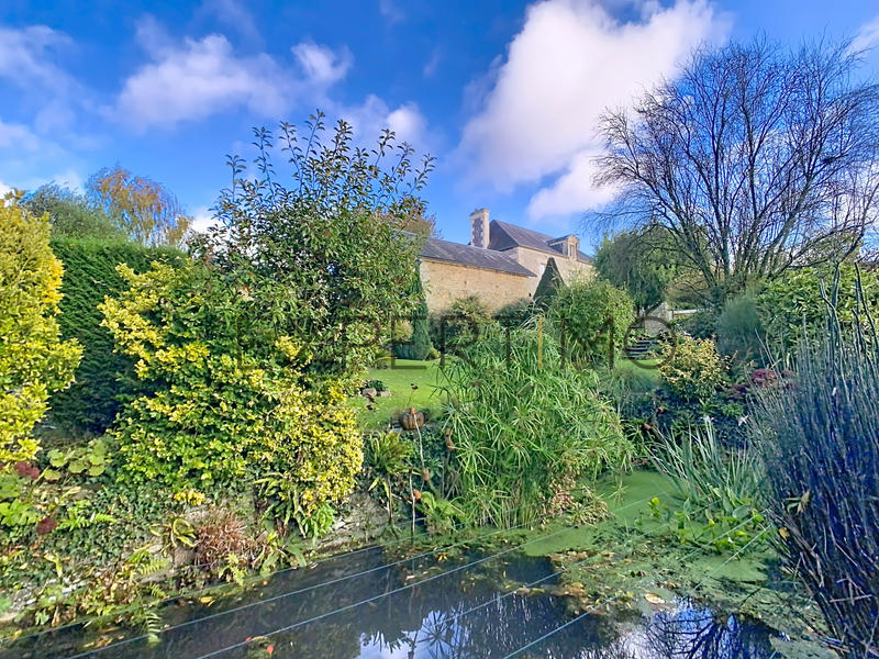 Maison - 159 m² - 7 pièces