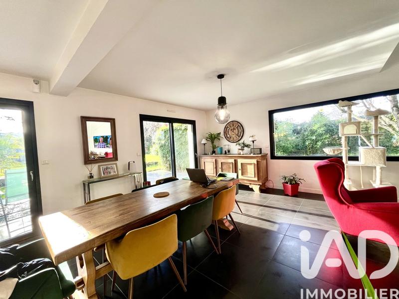Maison - 175 m² - 7 pièces